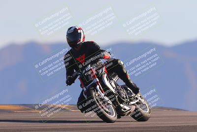 media/Nov-06-2023-Moto Forza (Mon) [[ce023d0744]]/4-Beginner Group/Session 5 (Turn 9)/